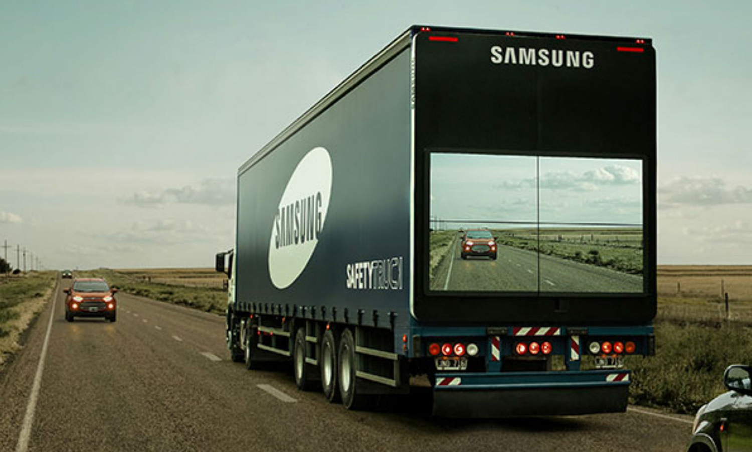 Samsung-Safety-Truck-02